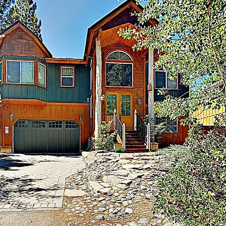 Koyukon Escape Villa